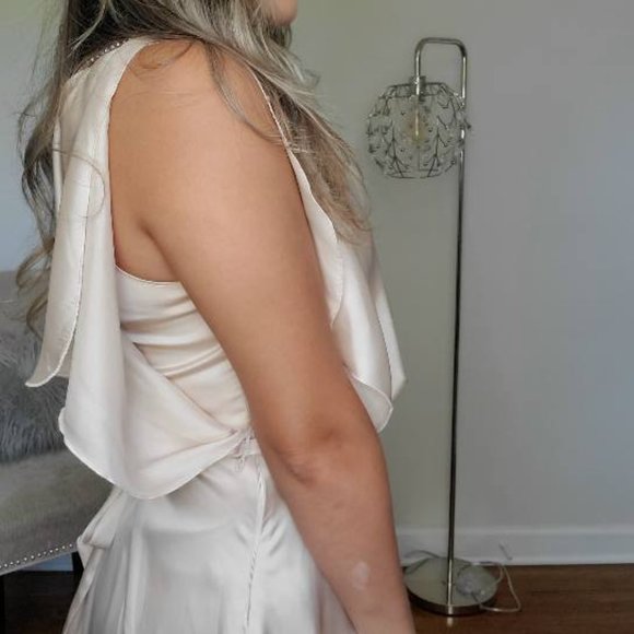 Pearl Pink Satin Dress - Picture 3 of 16